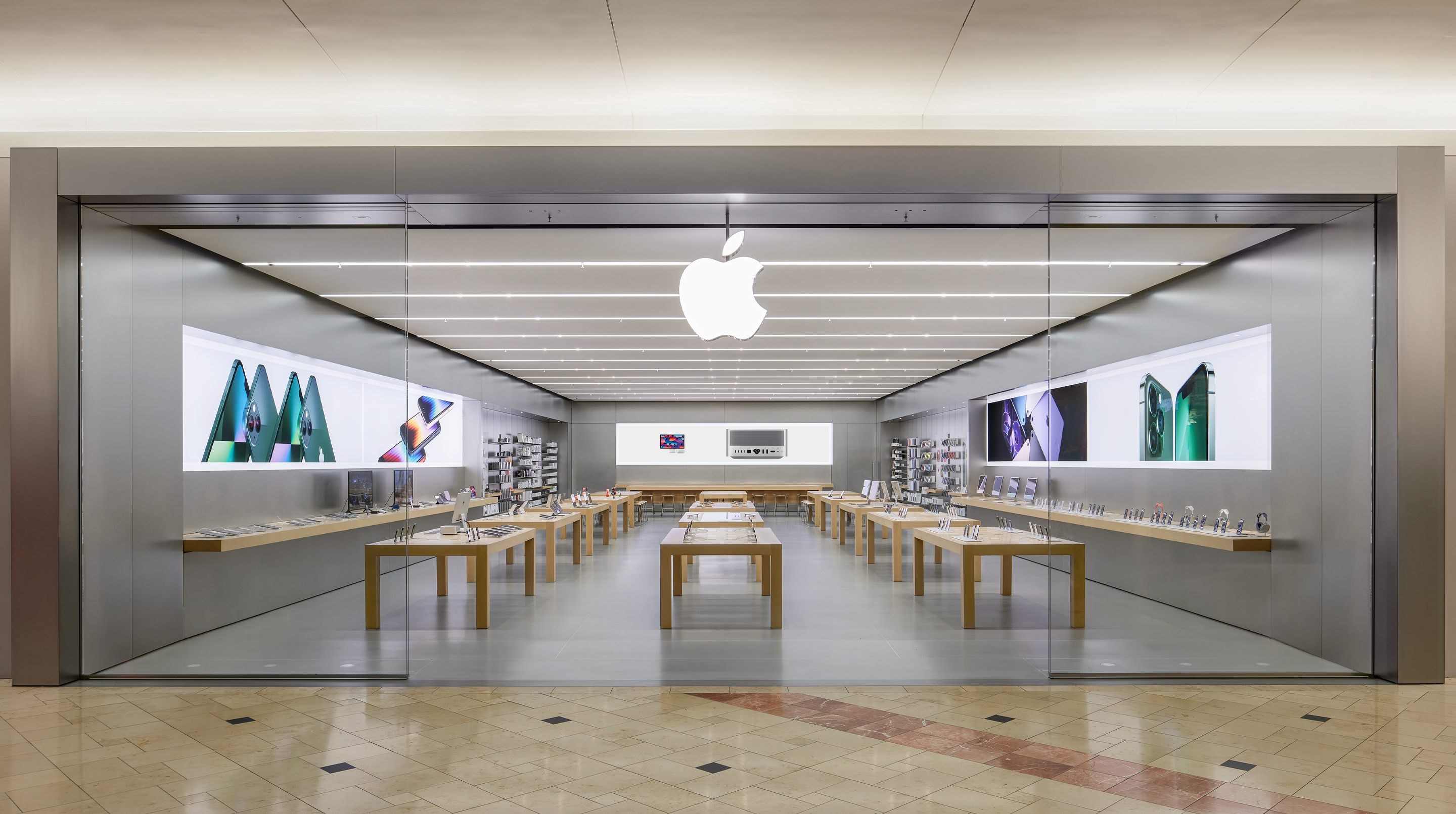 Franklin Park Mall - Apple Store - Apple