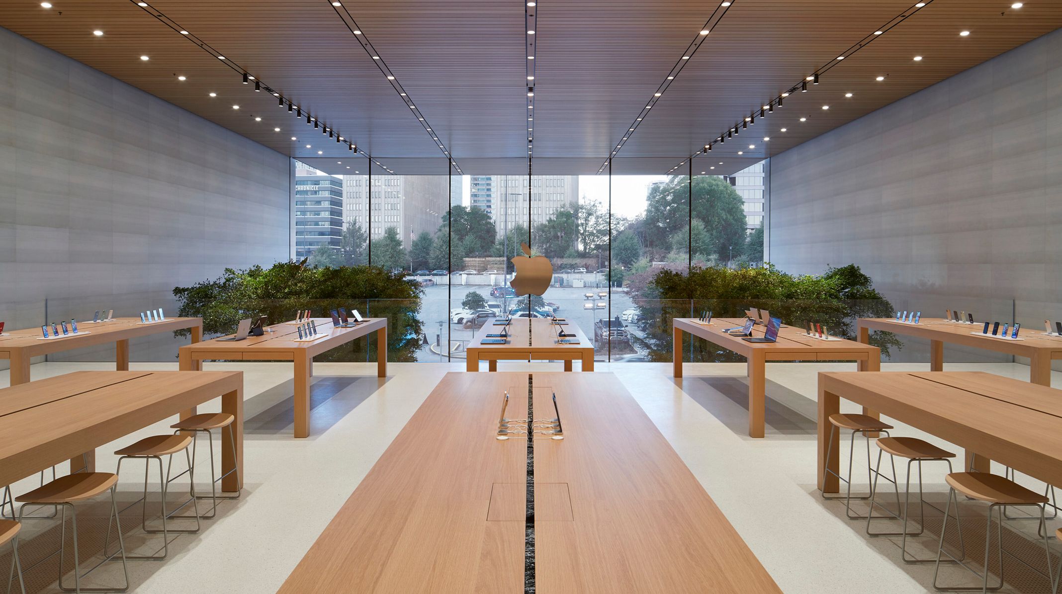 Tomorrow's News Today - Atlanta: [EXCLUSIVE] Apple Reportedly Eyeing Larger  Bite of Lenox Square